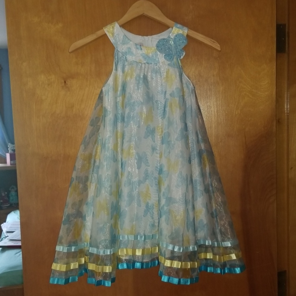 Girls summer dress size 6